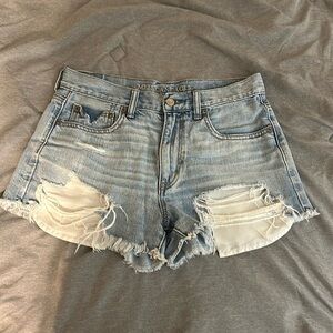 American Eagle Vintage hi rise festival light wash